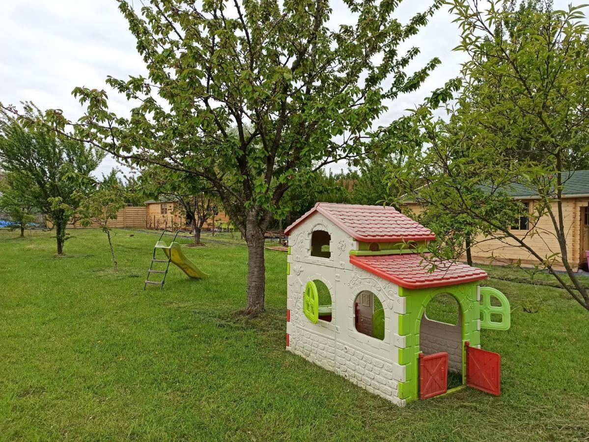 Gite Les Chalets Du Fliers Verton Meubles De Tourisme Classes 2 Etoiles Berck Екстериор снимка