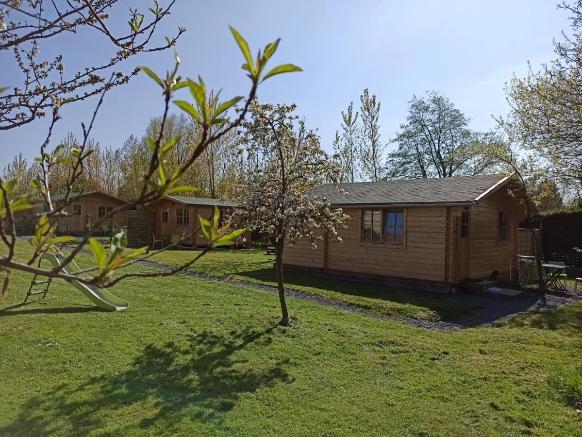 Gite Les Chalets Du Fliers Verton Meubles De Tourisme Classes 2 Etoiles Berck Екстериор снимка