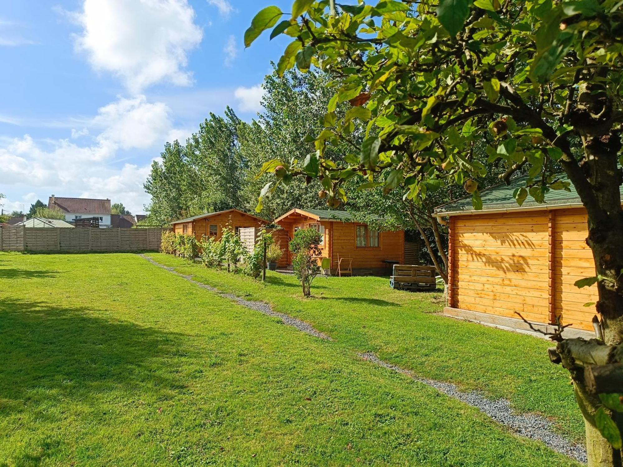 Gite Les Chalets Du Fliers Verton Meubles De Tourisme Classes 2 Etoiles Berck Екстериор снимка