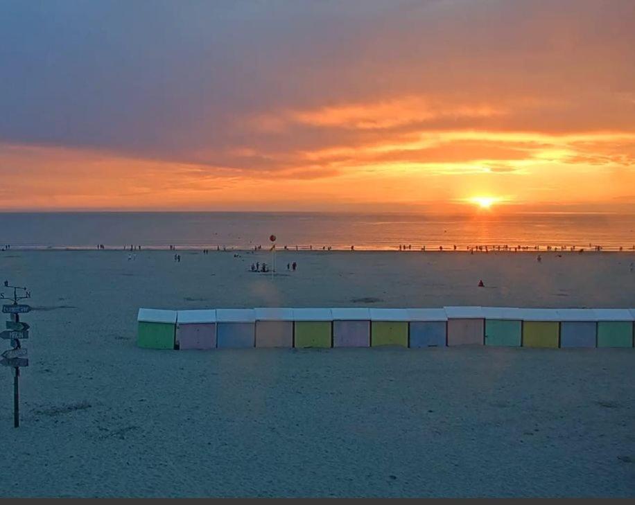 Gite Les Chalets Du Fliers Verton Meubles De Tourisme Classes 2 Etoiles Berck Екстериор снимка