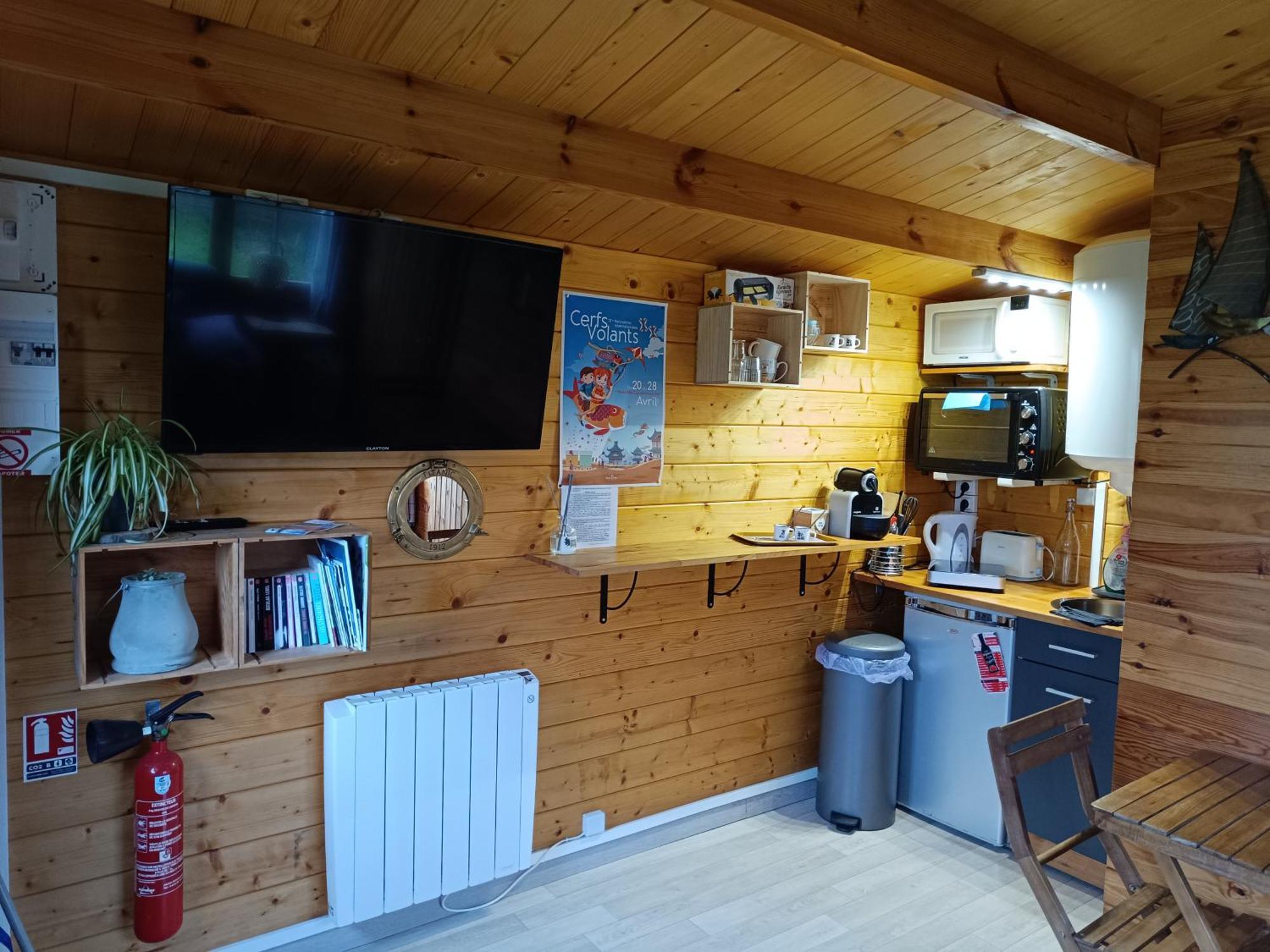 Gite Les Chalets Du Fliers Verton Meubles De Tourisme Classes 2 Etoiles Berck Стая снимка